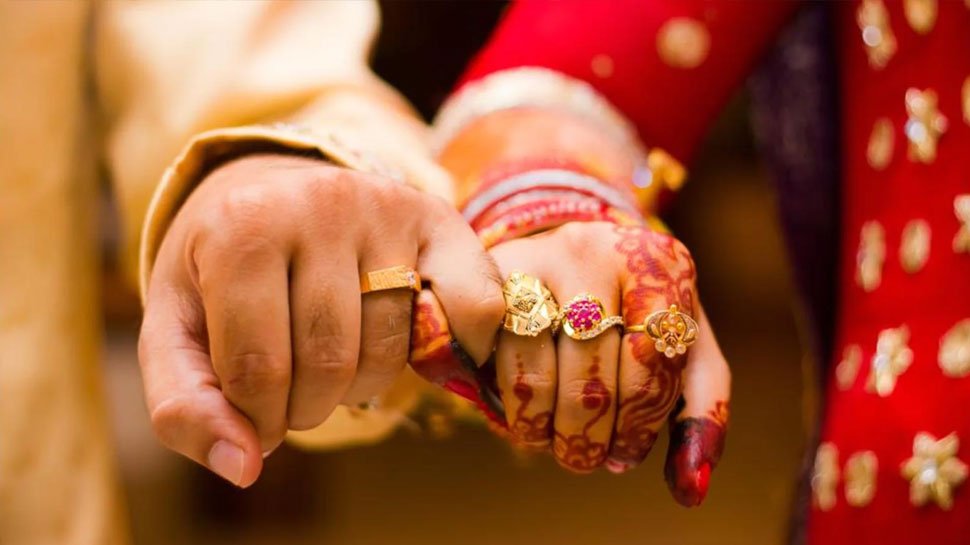 लव मैरिज का है प्लान ? तो करें ये ज्योतिष उपाय