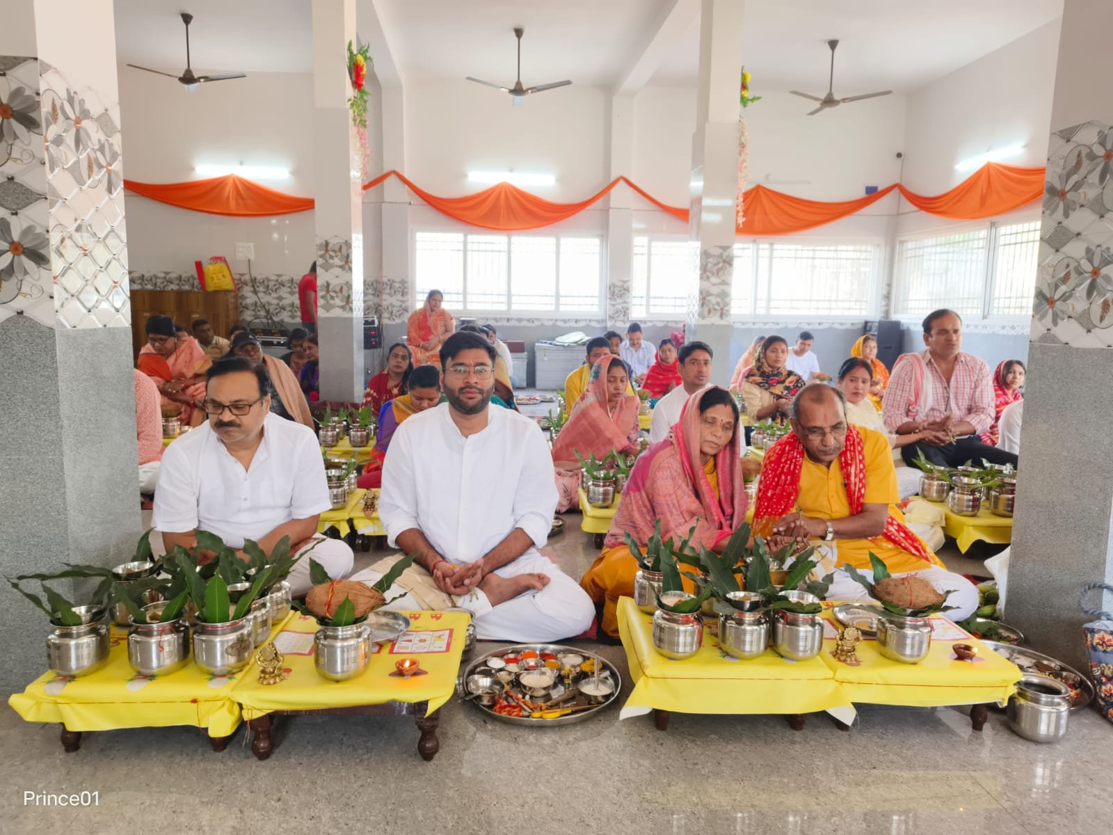 बड़ी संख्या में श्रद्धालुयों ने श्री अमलेश्वर महाकाल धाम में पलाश विधि से नारायण नागबली,कालसर्प की पूजा कराई